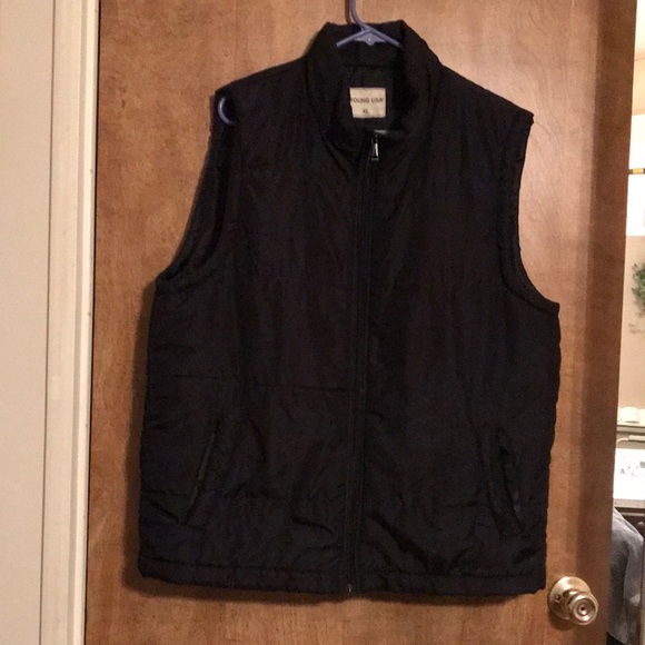 Young USA sleeveless vest. - Picture 1 of 4